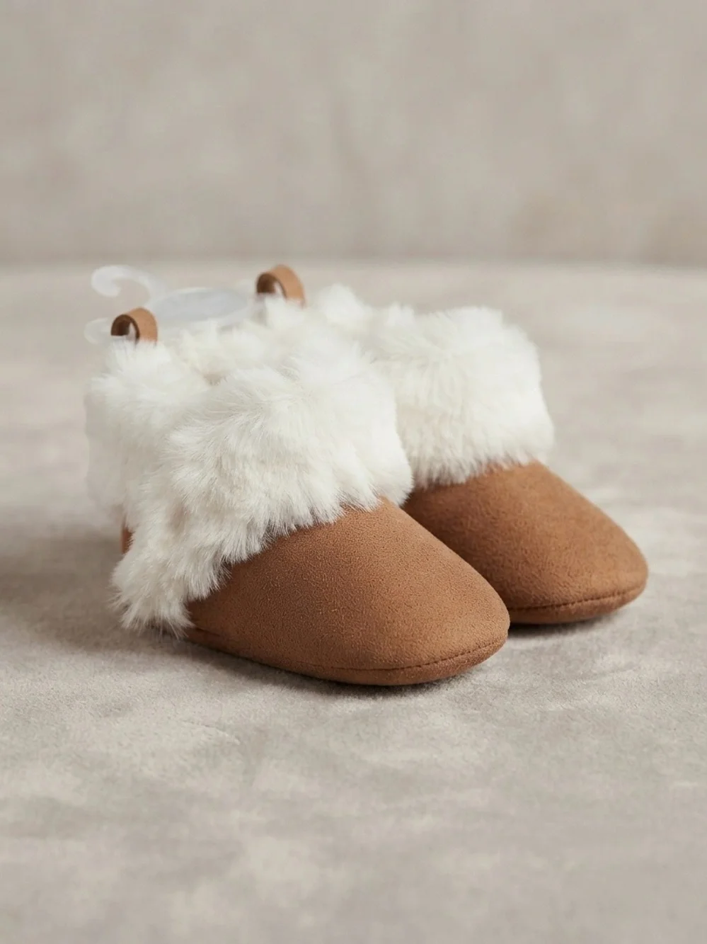 Brand New Baby Girl’s First Steps Size 1 (0-3 Months) Faux Fur Booties